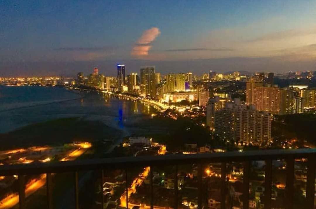 Sunrise View Residence George Town Exteriör bild